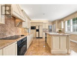 422 Falconwood Hollow, Aurora, ON L4G7M1 Photo 17