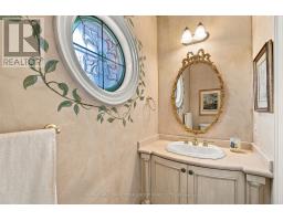 422 Falconwood Hollow, Aurora, ON L4G7M1 Photo 18