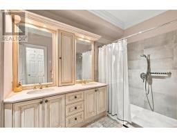 422 Falconwood Hollow, Aurora, ON L4G7M1 Photo 23