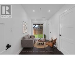 30 Pumpkin Corner Crescent, Barrie, ON L9J0T6 Photo 17