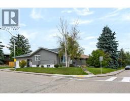 103 Grafton Drive Sw, Calgary, AB T3E4W4 Photo 42