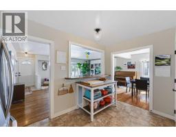 103 Grafton Drive Sw, Calgary, AB T3E4W4 Photo 16