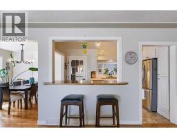 3pc Bathroom - 103 Grafton Drive Sw, Calgary, AB T3E4W4 Photo 10
