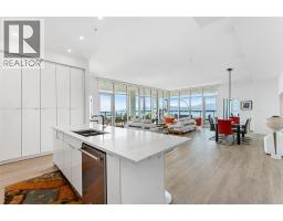 4pc Ensuite bath - 1232 Ellis Street Unit# 1401, Kelowna, BC V1Y0J6 Photo 11