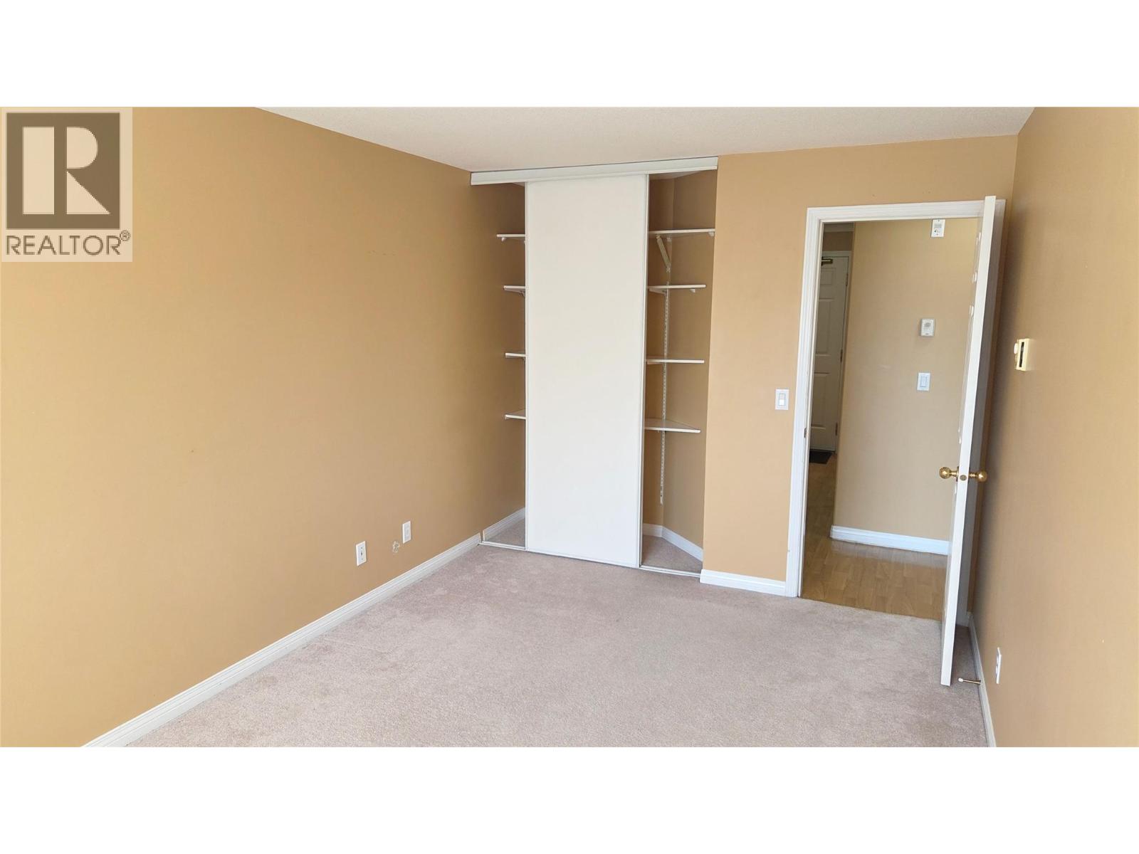 #204 255 Aurora Crescent - 11