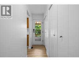 748 Hollywood Road N, Kelowna, BC V1X5Y7 Photo 12