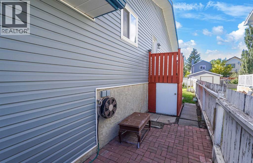 72 Martindale Close NE - photo 30