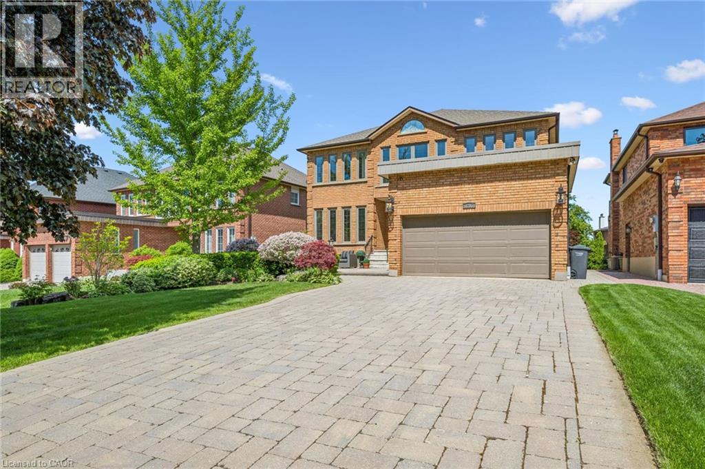 1217 SUGAR MAPLE Court, Mississauga — photo 2