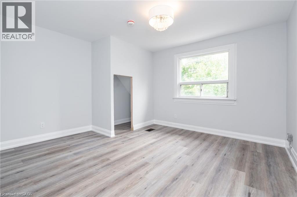 100 ROSETHORN Avenue - 16