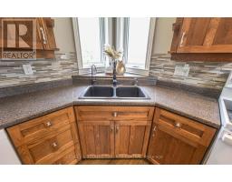 3516 Kirkfield Road, Kawartha Lakes, ON L0K1W0 Photo 10