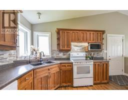 3516 Kirkfield Road, Kawartha Lakes, ON L0K1W0 Photo 9