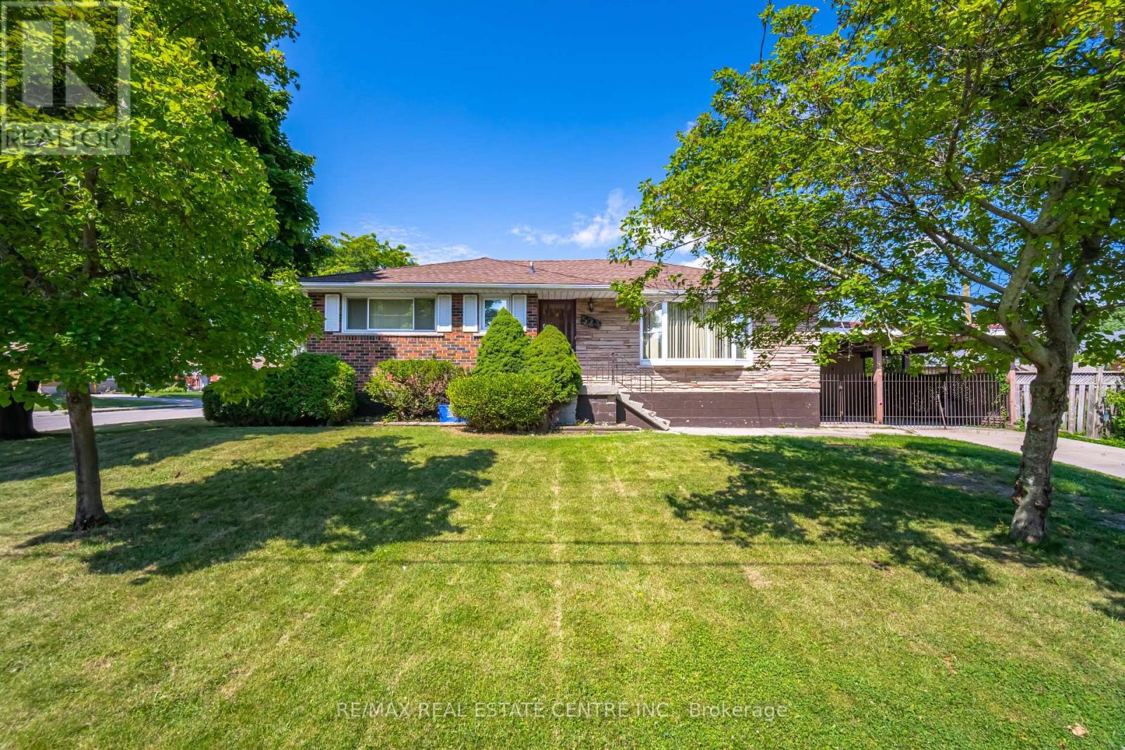 524 EAST 16TH STREET, Hamilton (Hill Park) — photo 2