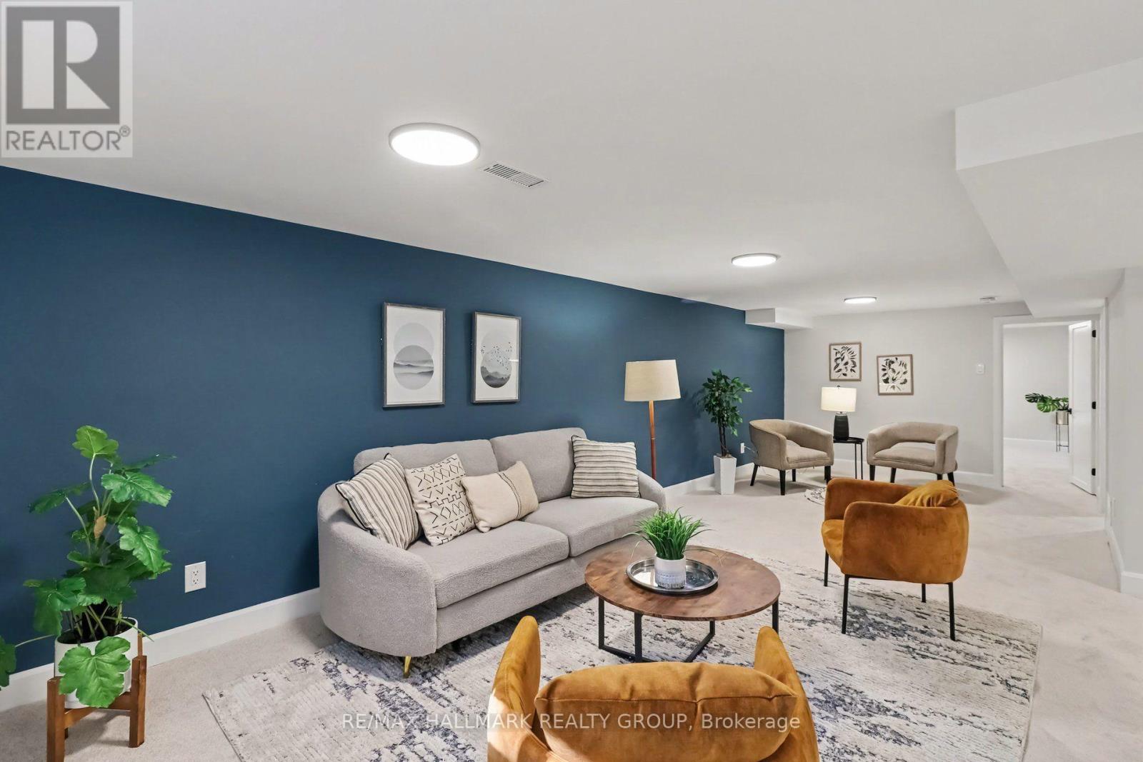 7 ATTWOOD CRESCENT - Image 19