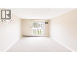 107, 405 Columbia Boulevard W - photo 11
