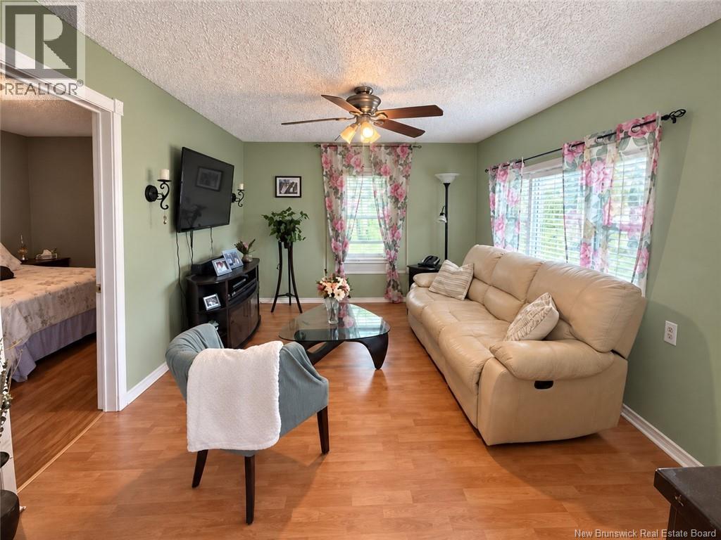 255 Broad Road - 6