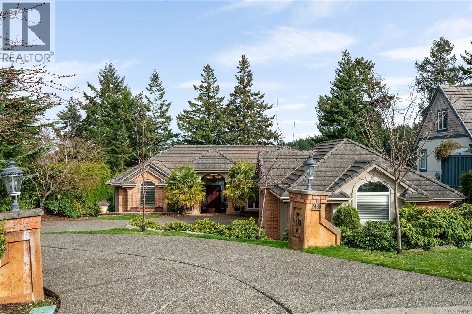 2450 Ainsley Pl - 5