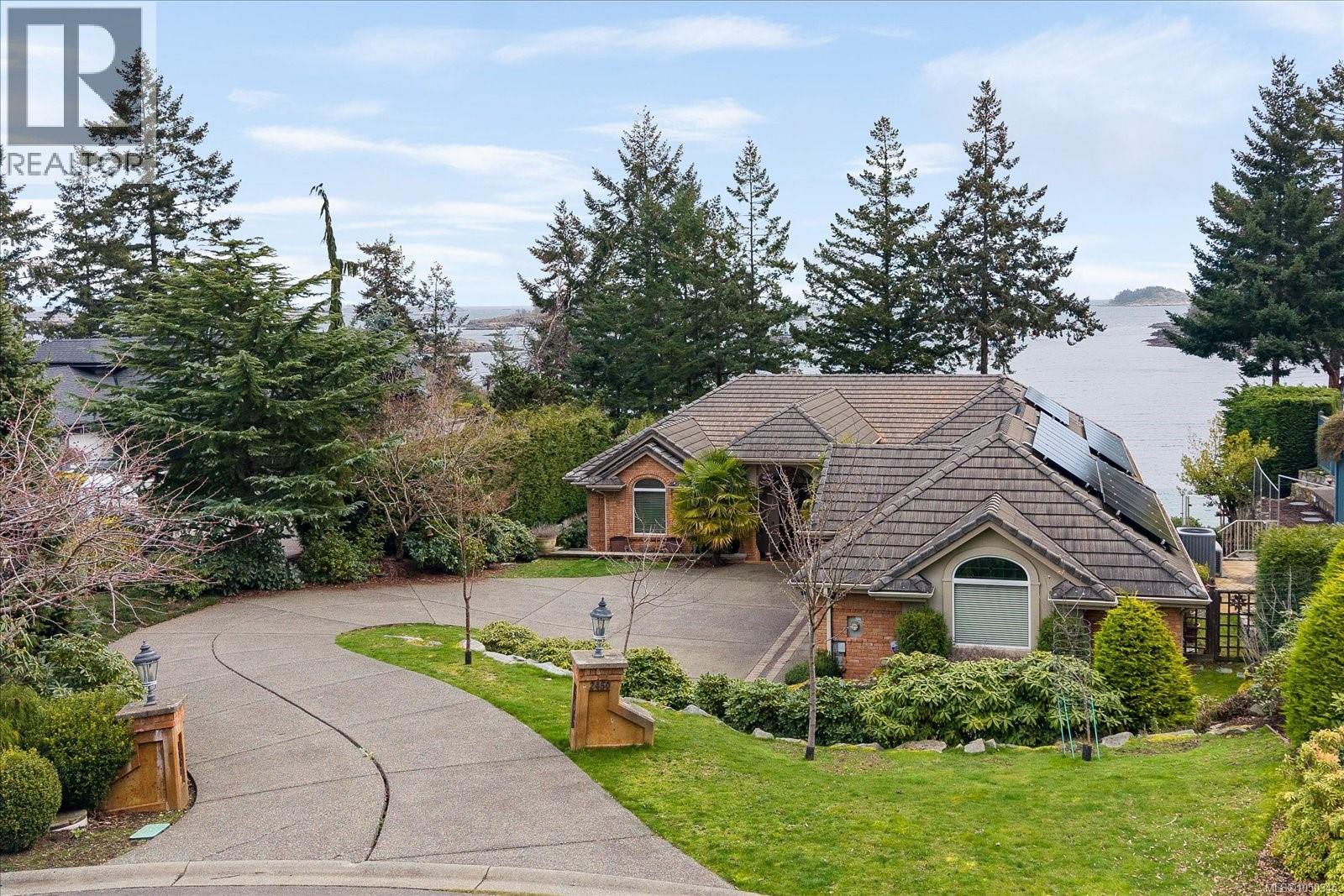 2450 Ainsley Pl - 2