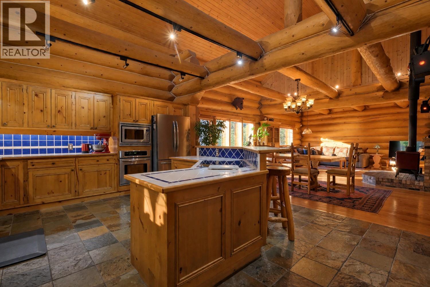 2128 RYAN Road, Penticton