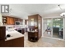 Foyer - 266056 24 Street W, De Winton, AB T1S3M5 Photo 10