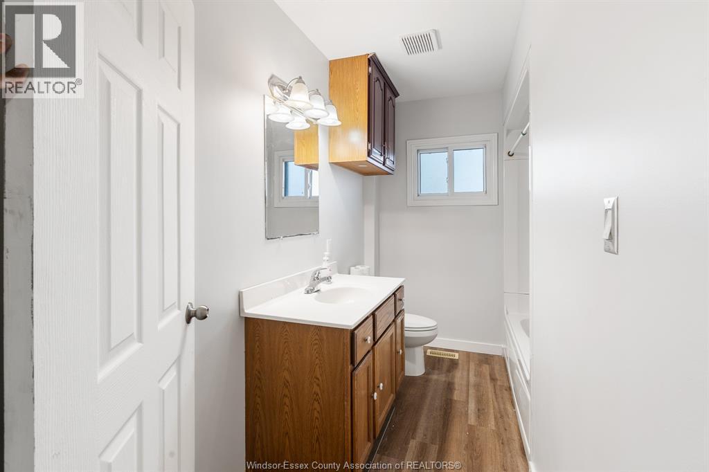 202 SANDYS STREET, Chatham — photo 9