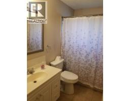 6609 45 Avenue, Camrose, AB T4V2P7 Photo 17