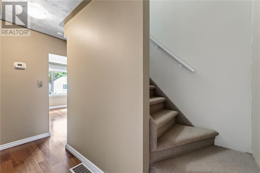 552 Pine Street - Image 40