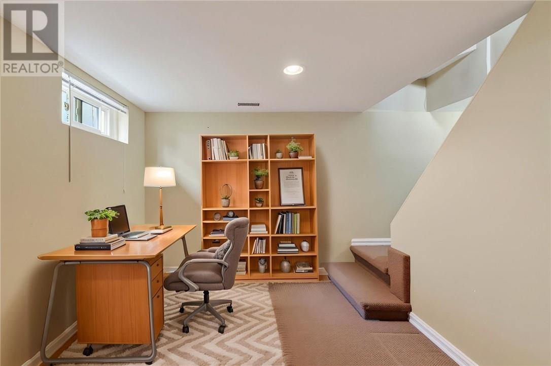 552 Pine Street - Image 47