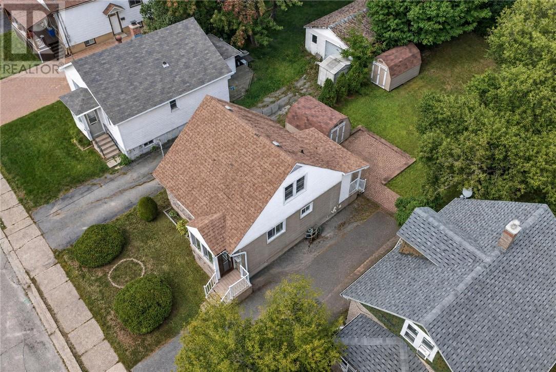 552 Pine Street - Image 66
