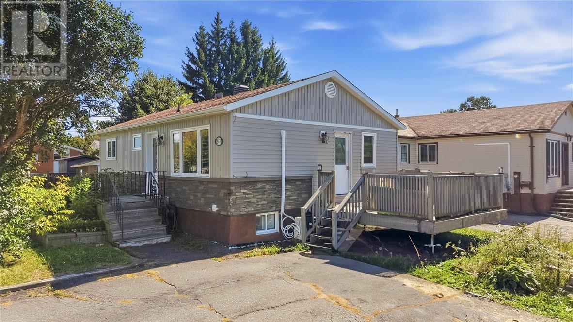 547 Alexander Street, Sudbury — photo 2