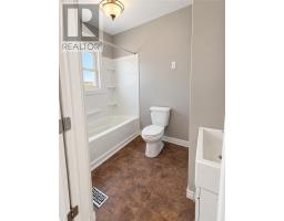 6 & 6a Quinn St, Greater Sudbury, ON P3C1A5 Photo 13