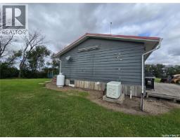 Enclosed porch - Johnson Acreage Rm Of Elcapo 10.02 Acres, Elcapo Rm No  154, SK S0G2B0 Photo 7