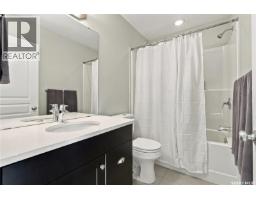 554 Kolynchuk Crescent, Saskatoon, SK S7T0V9 Photo 21