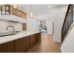 6pc Bathroom - 2232 30 Avenue Sw, Calgary, AB T2T1R8 Photo 18