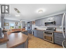 5pc Bathroom - 83 Irving Crescent, Red Deer, AB T4R3S3 Photo 7