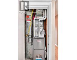 2451 29 Avenue Sw, Calgary, AB T2T1P1 Photo 37