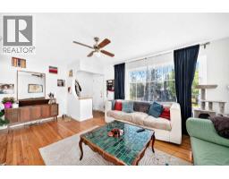 4pc Bathroom - 2451 29 Avenue Sw, Calgary, AB T2T1P1 Photo 9