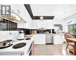 Furnace - 2451 29 Avenue Sw, Calgary, AB T2T1P1 Photo 11