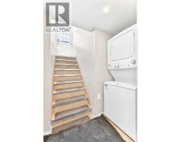 2451 29 Avenue Sw, Calgary, AB T2T1P1 Photo 35