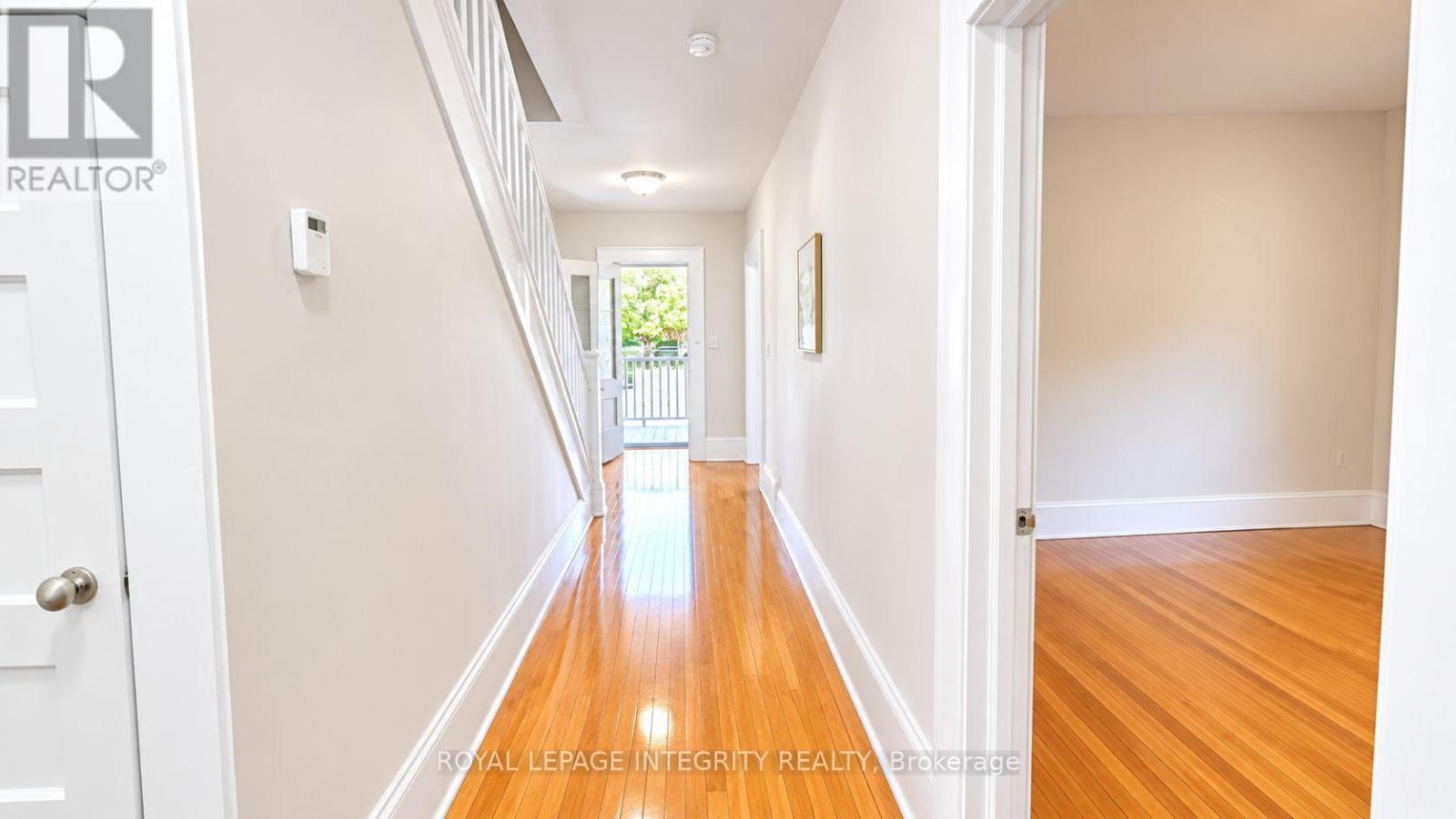 444 GLADSTONE AVENUE, Ottawa — photo 2