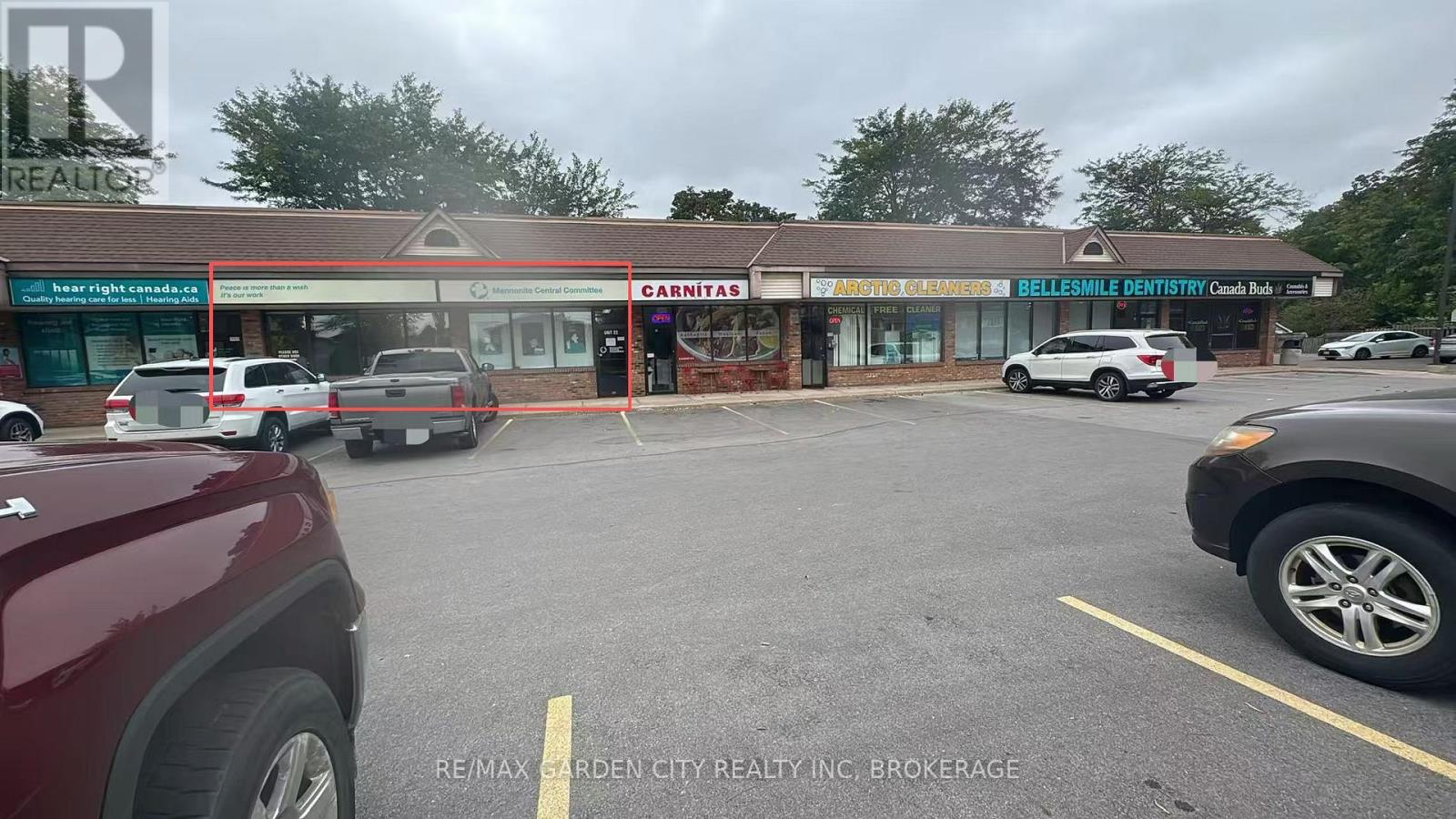 22 - 595 CARLTON STREET, St. Catharines (Carlton/Bunting)