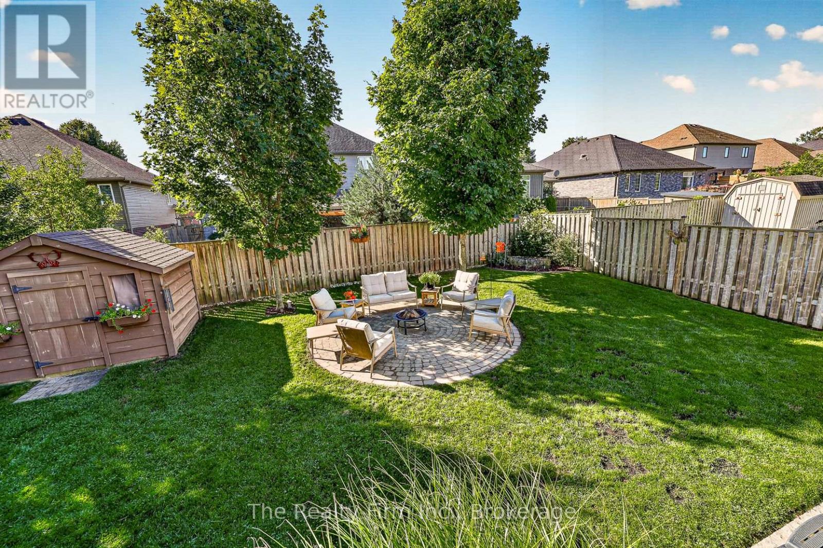 35 BEECH BOULEVARD - Image 27