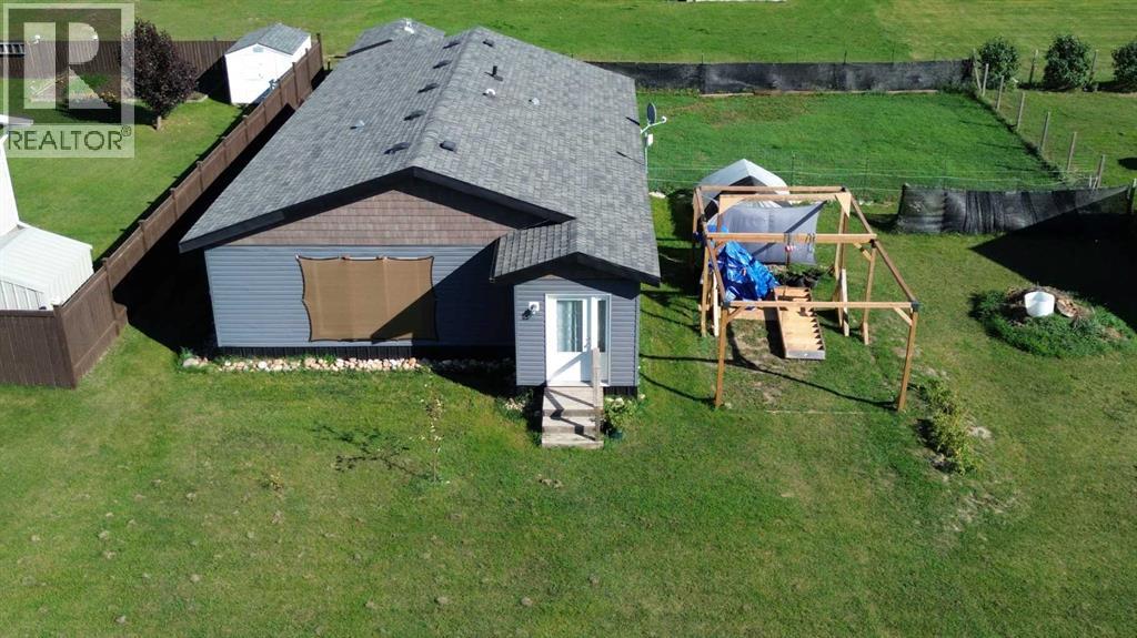 Listing photo – 4417 Luken Avenue, Hardisty