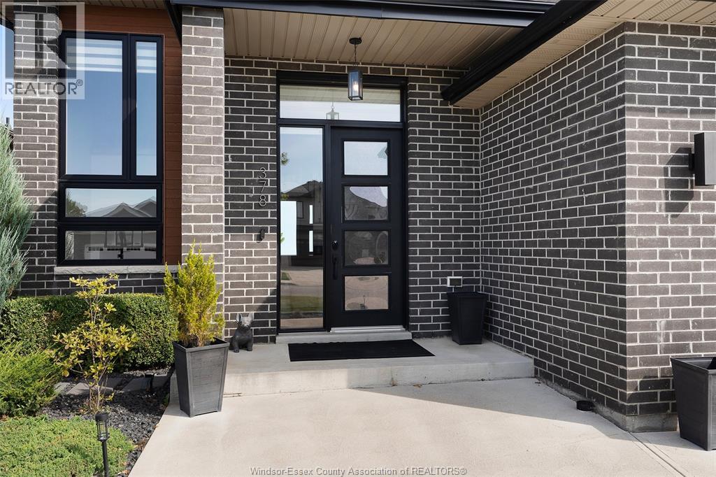 378 WELSH, Amherstburg — photo 5