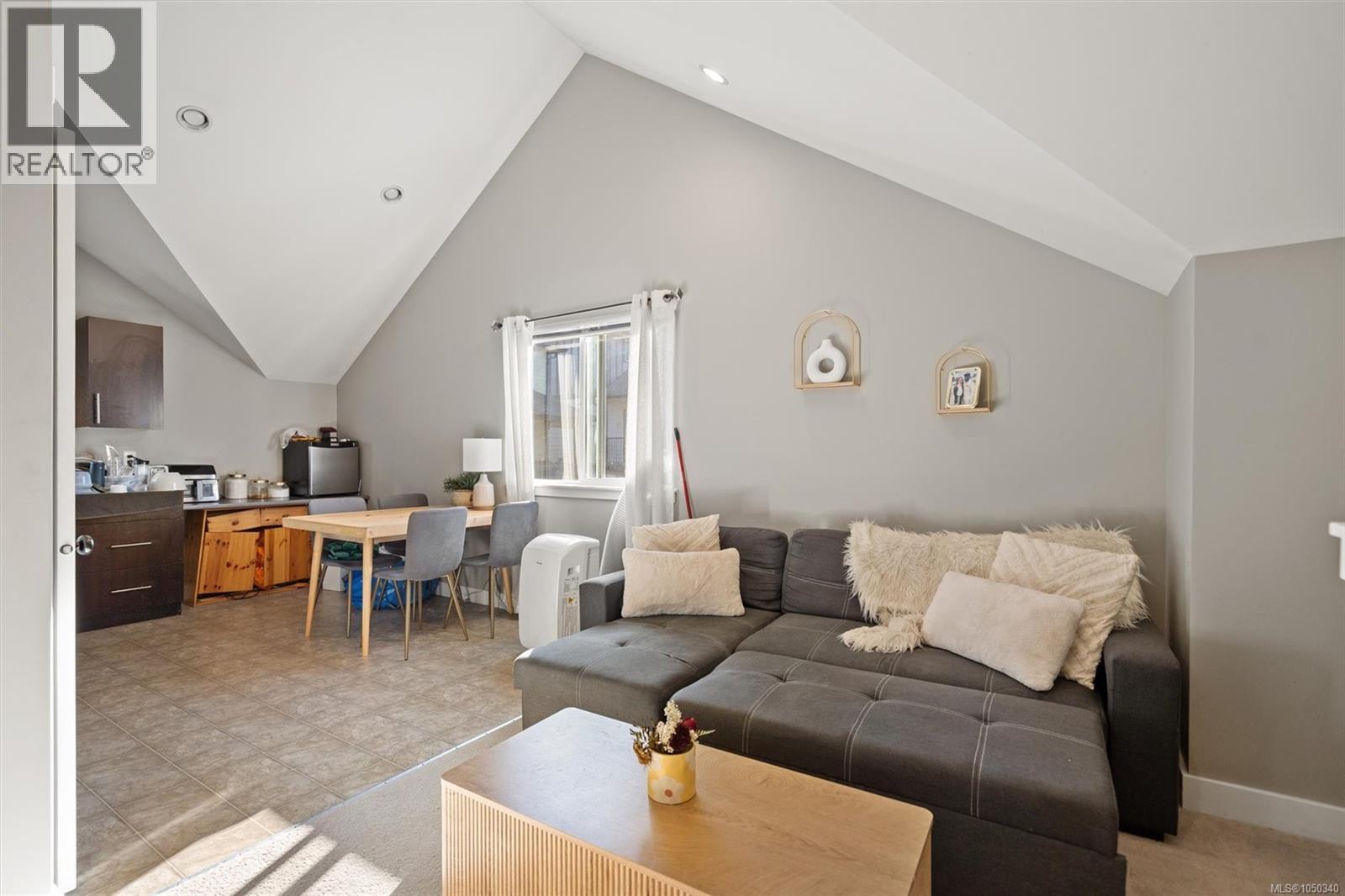 1221 Freshwater Cres - Image 32