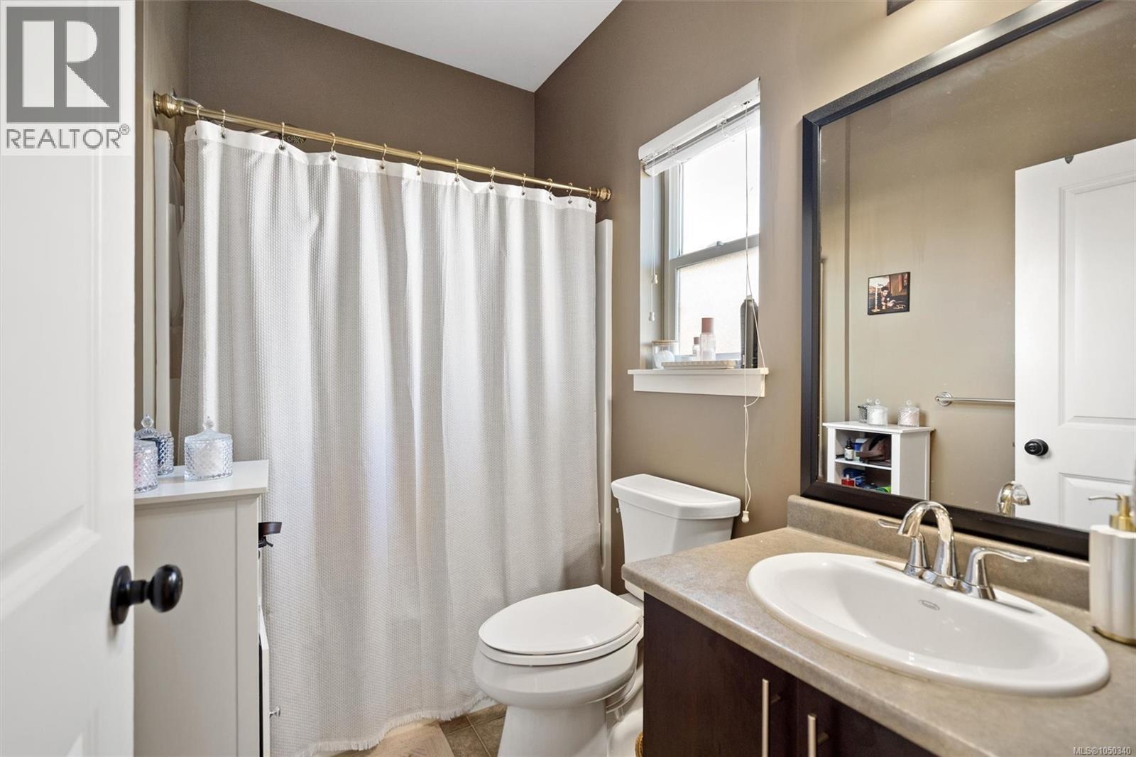 1221 Freshwater Cres - Image 37