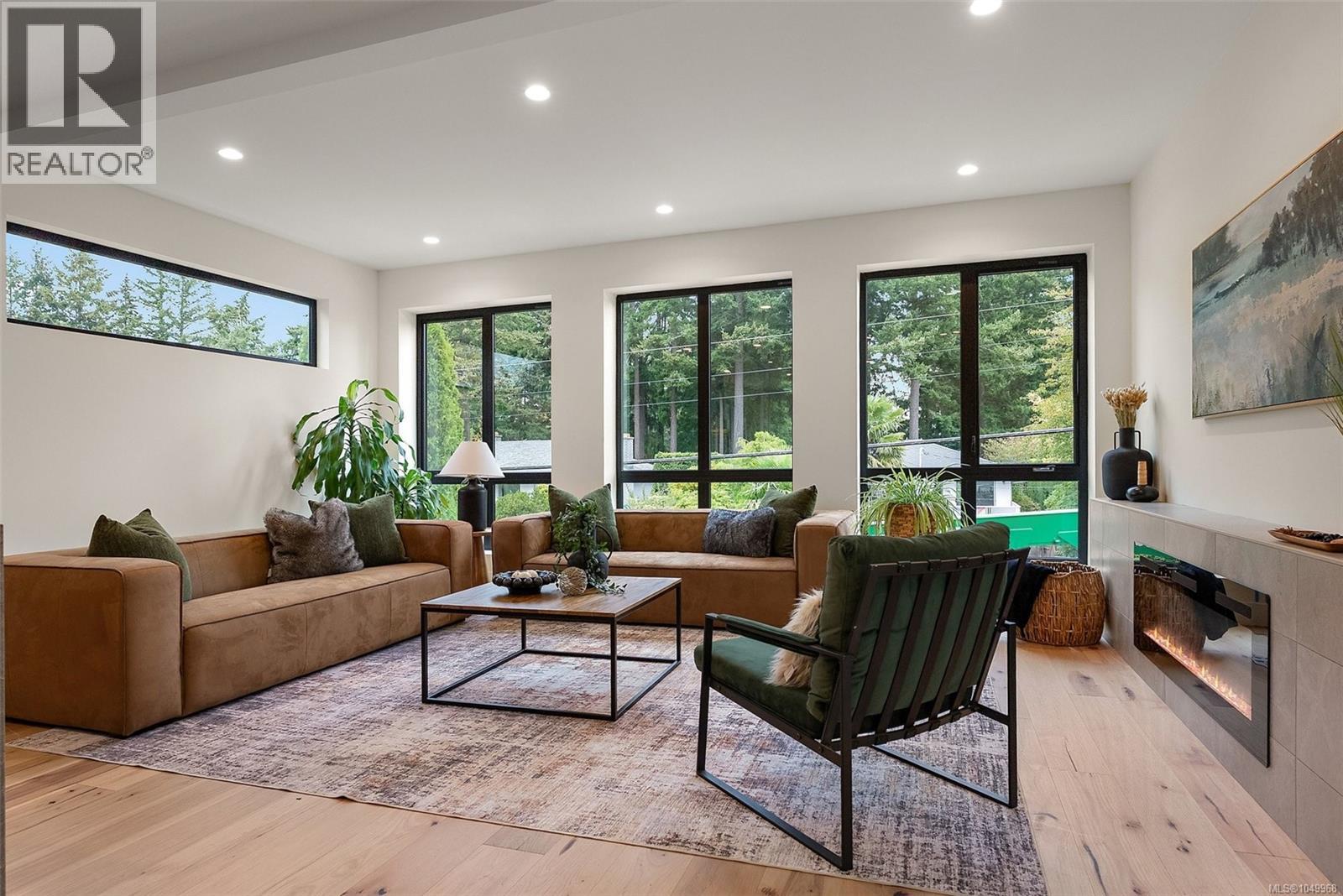 1 2215 Greenlands Road, Saanich