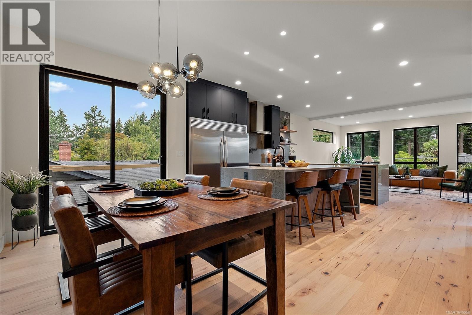 1 2215 Greenlands Road, Saanich