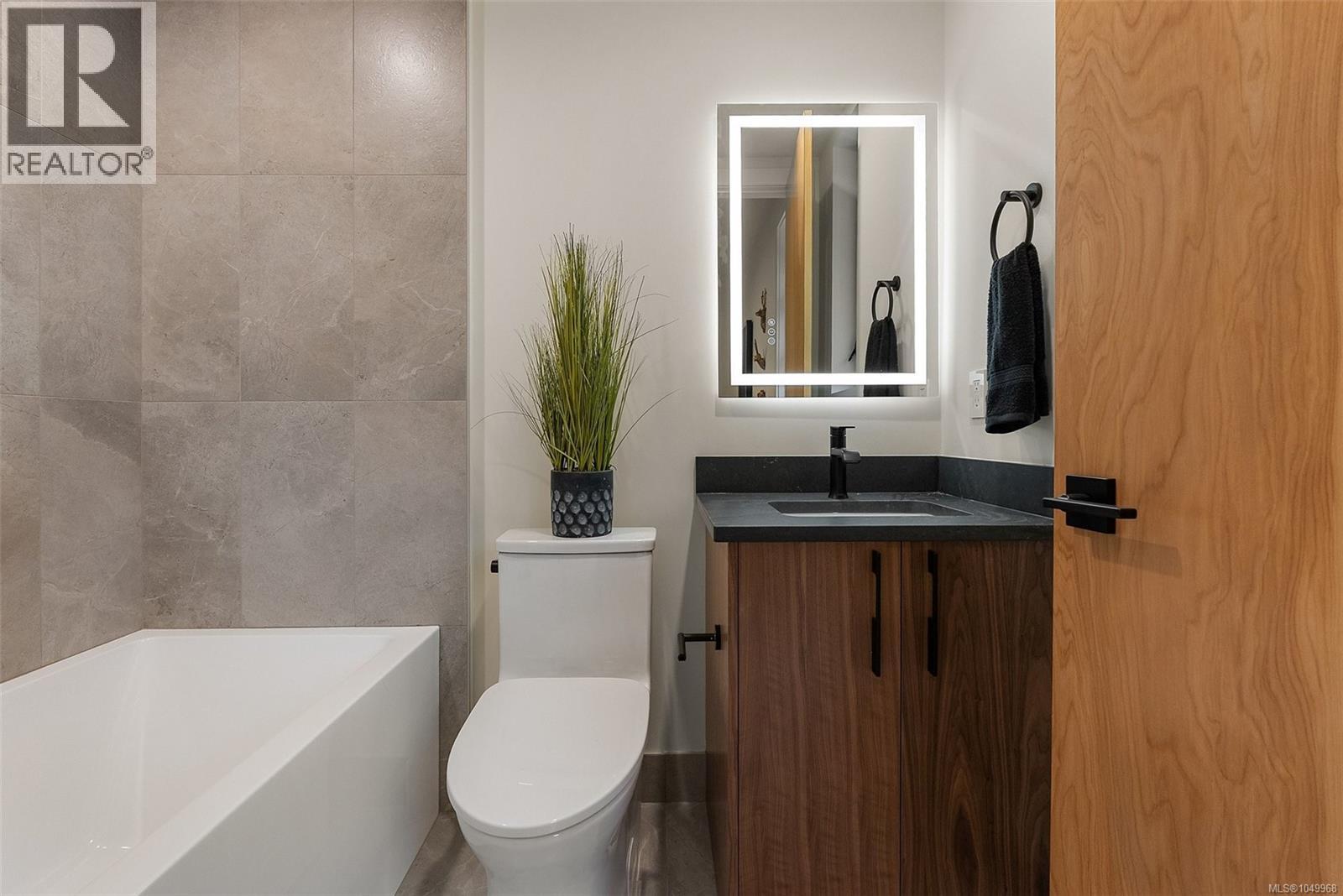 #1 2215 Greenlands Rd - 30
