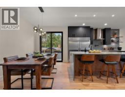 Kitchen - 1 2215 Greenlands Rd, Saanich, BC V8N1T6 Photo 10