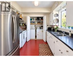 10959 Tuam Rd, North Saanich, BC V8L5P2 Photo 11